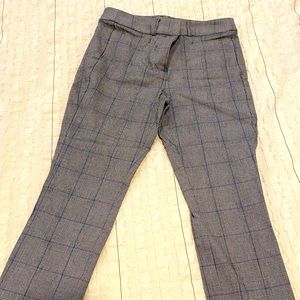Like New Loft Capri Business pants! Size 4P